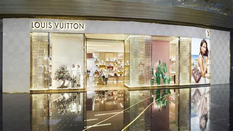 price of louis vuitton bags in bangkok|Louis Vuitton Bangkok Iconsiam Store in Bangkok, THAILAND .